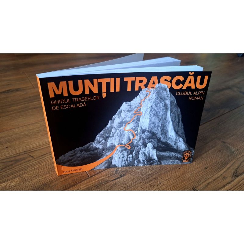 Ghidul Traseelor de escalada Muntii Trascau Miorita - 1